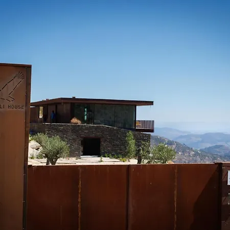 Bonelli House * Алижо