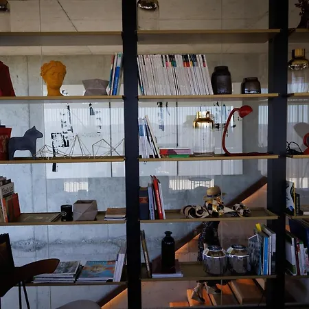 Bonelli House Деревянный коттедж