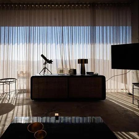 Bonelli House *
