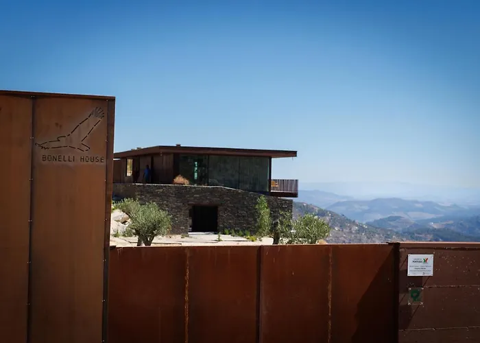 Bonelli House * Алижо